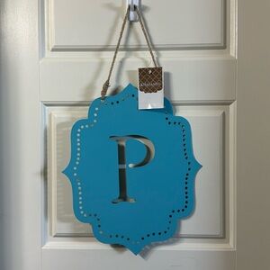 P Metal Door Hanger
